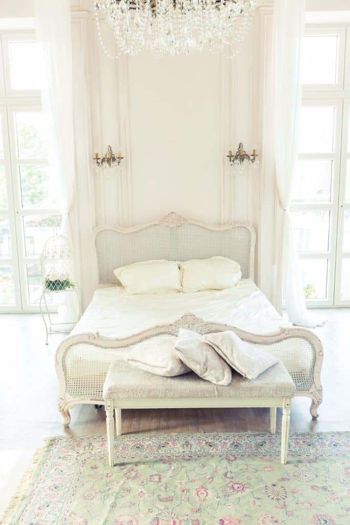 peaceful atmosphere in bedroom